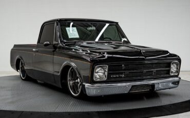 Chevrolet C-10  year1}