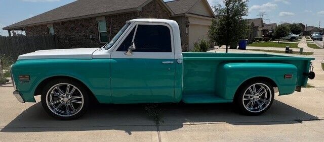 Chevrolet C-10  year1}