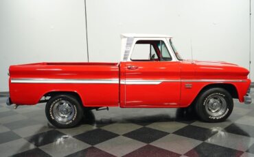 Chevrolet-C-10-Pickup-1966-11