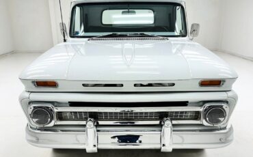 Chevrolet-C-10-Pickup-1966-7