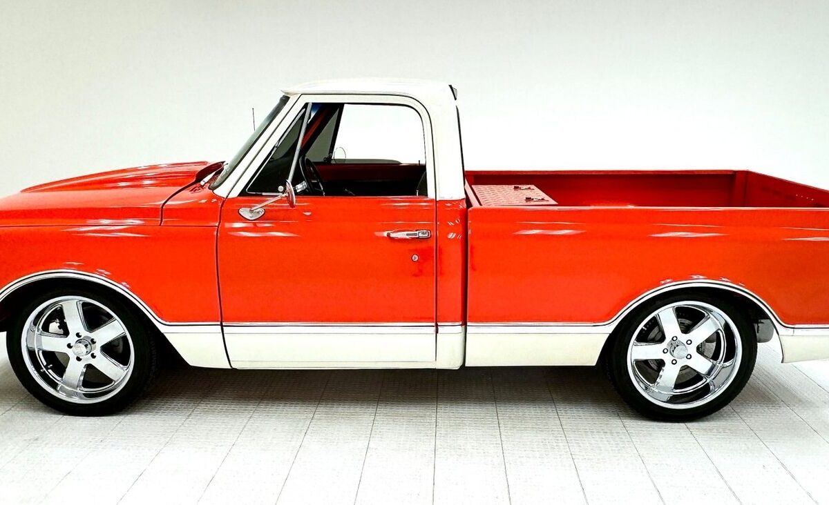 Chevrolet-C-10-Pickup-1968-1