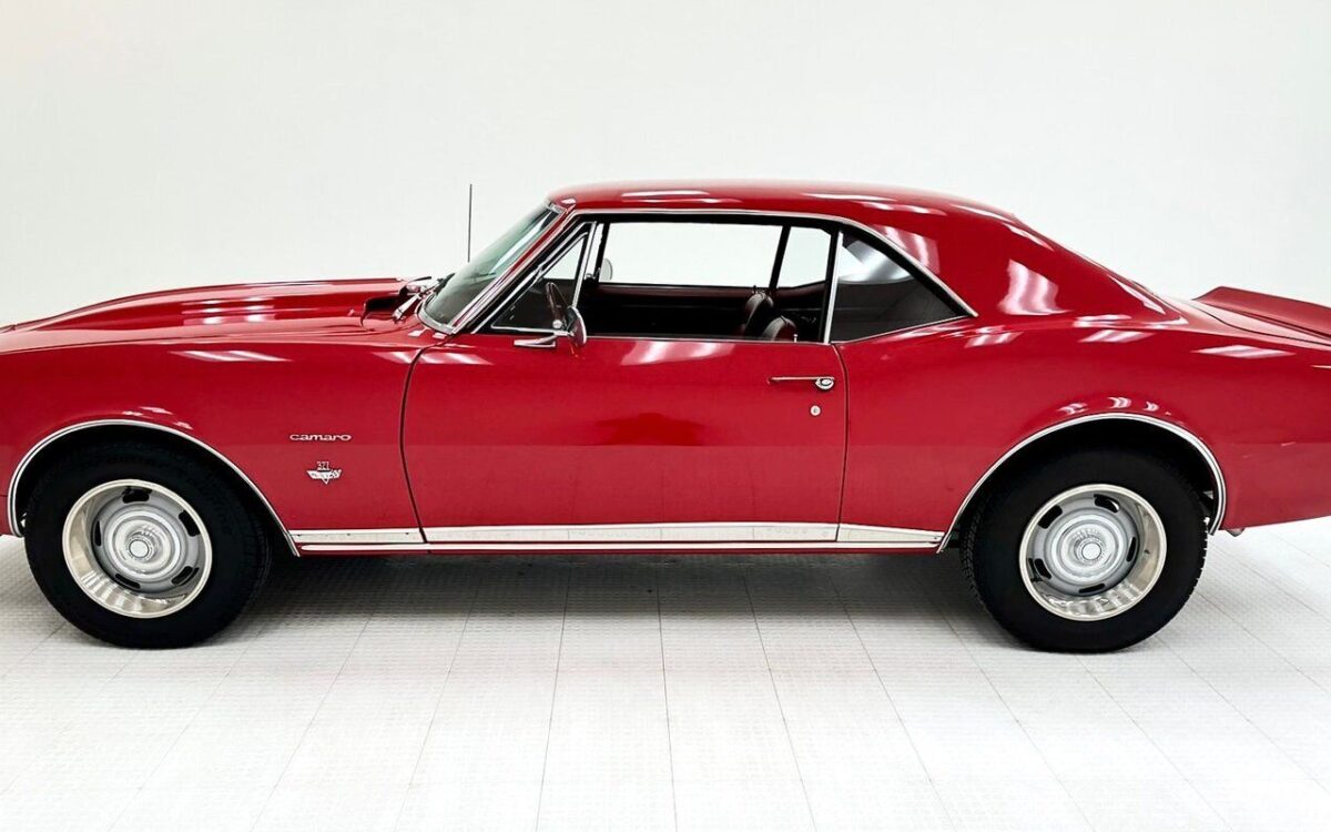 Chevrolet-Camaro-1967-1