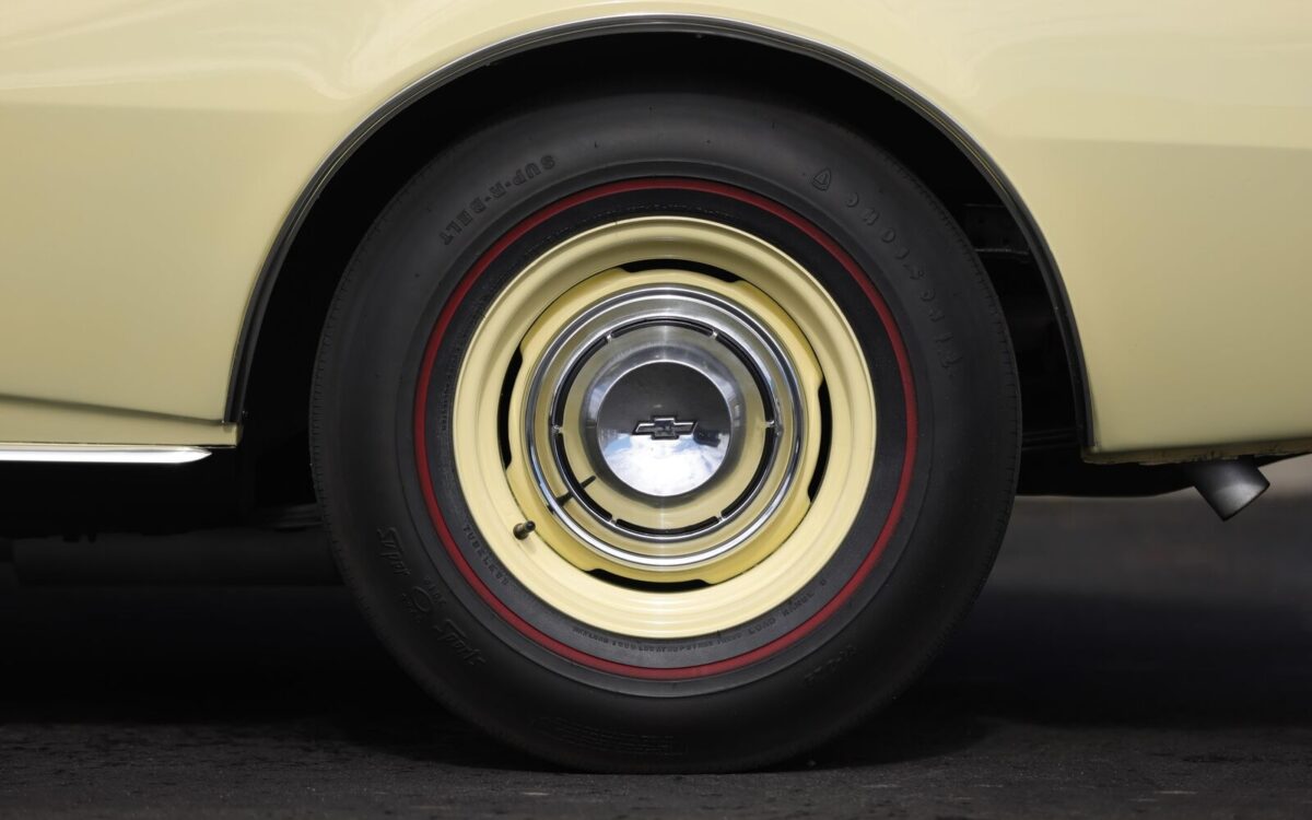 Chevrolet-Camaro-1968-35