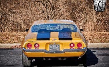 Chevrolet-Camaro-1971-5