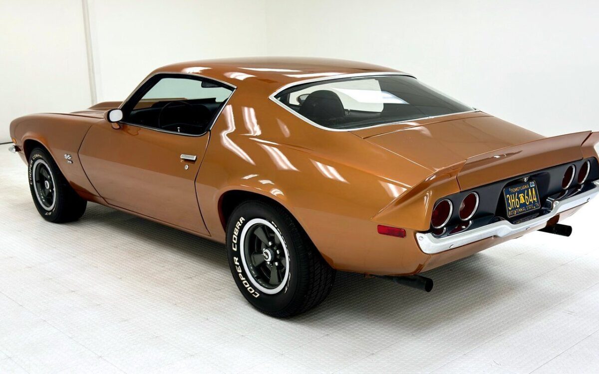 Chevrolet-Camaro-1972-2