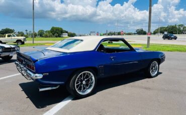 Chevrolet-Camaro-Coupe-1969-2