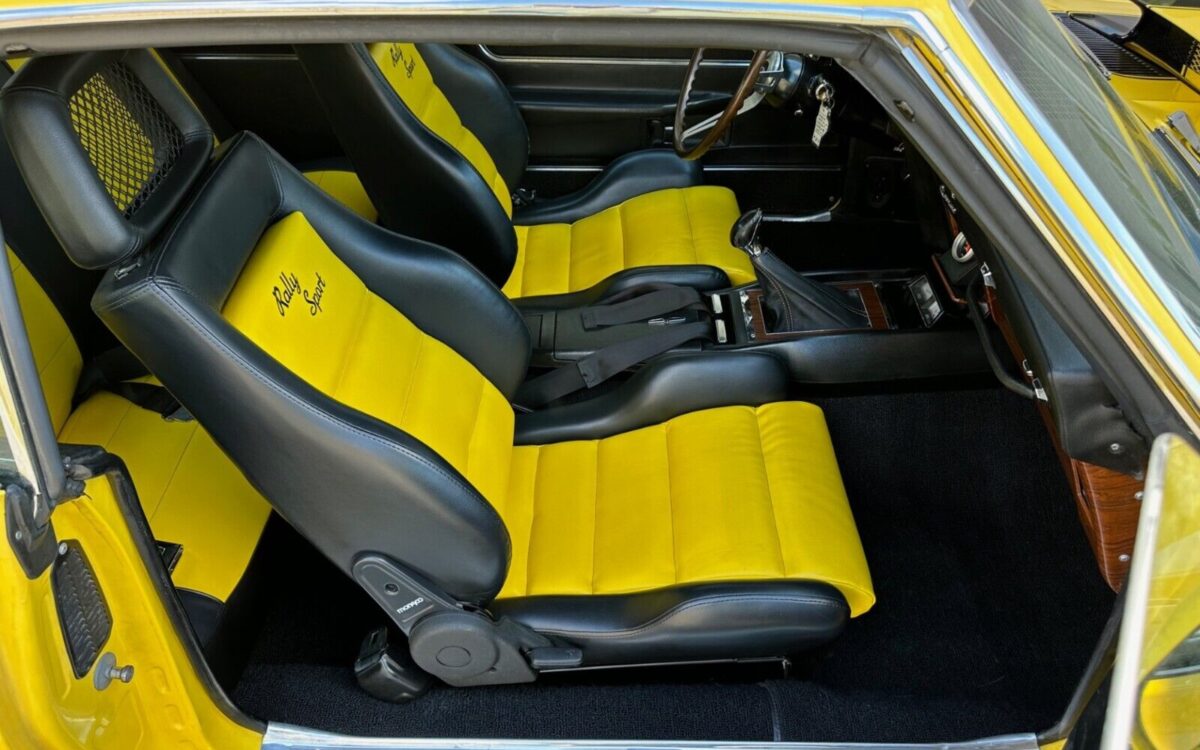 Chevrolet-Camaro-Coupe-1969-33