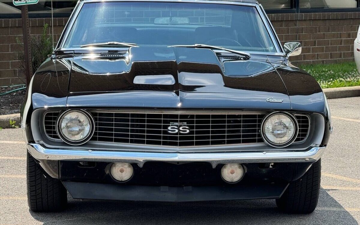 Chevrolet-Camaro-Coupe-1969-37