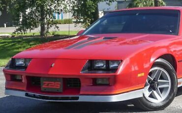Chevrolet-Camaro-Coupe-1983-12