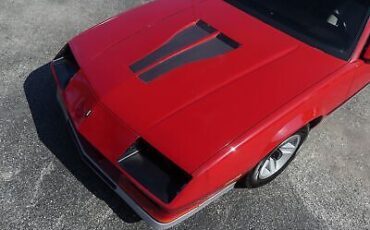 Chevrolet-Camaro-Coupe-1983-23