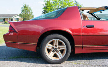 Chevrolet-Camaro-Coupe-1986-9