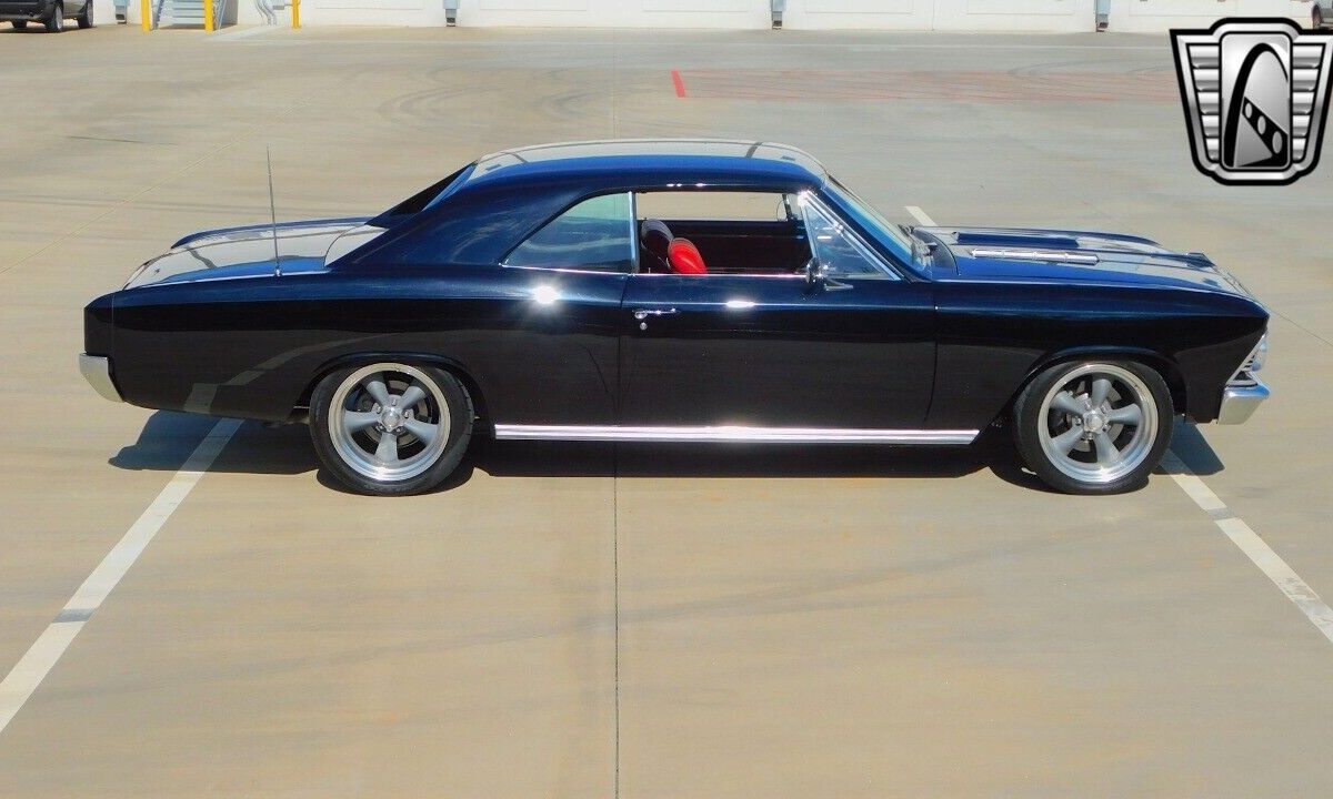 Chevrolet-Chevelle-Coupe-1966-8