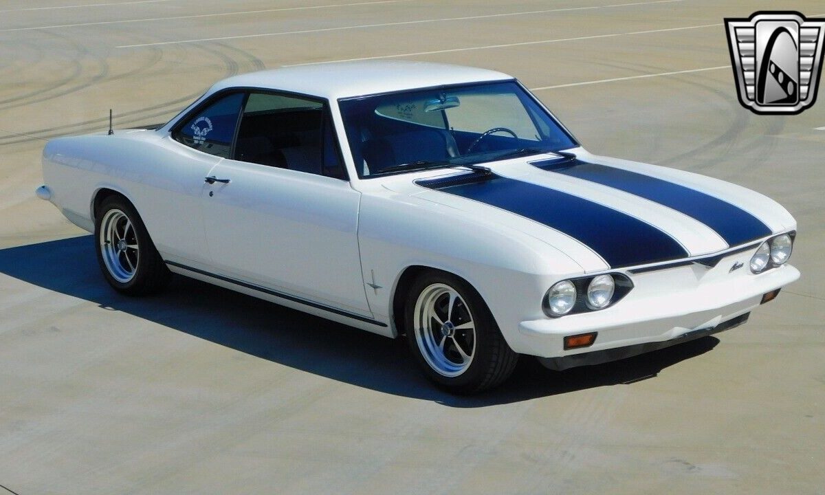 Chevrolet-Corvair-1966-9