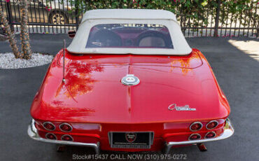 Chevrolet-Corvette-1964-11