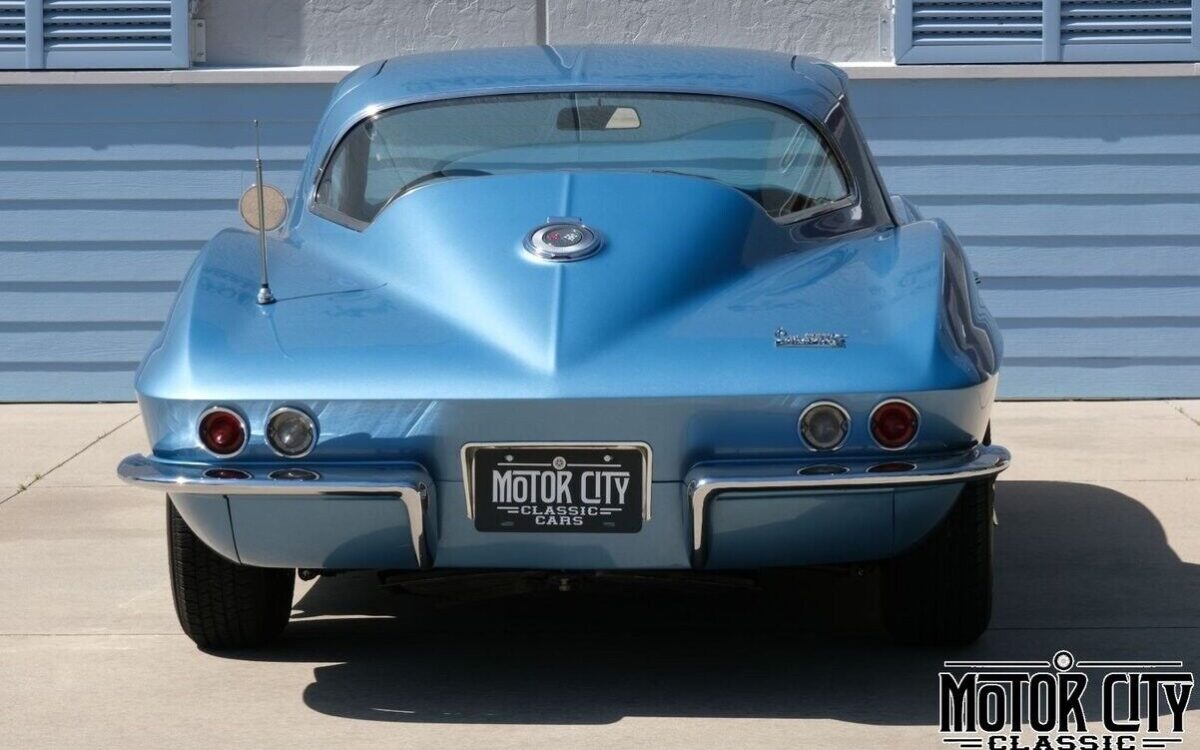 Chevrolet-Corvette-1966-3