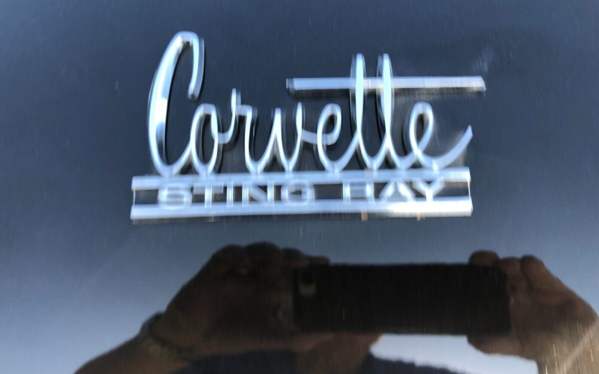 Chevrolet-Corvette-1966-36