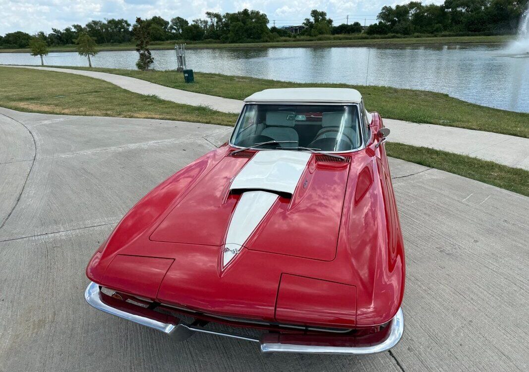 Chevrolet-Corvette-1967-25