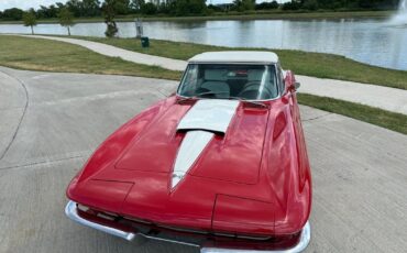 Chevrolet-Corvette-1967-25