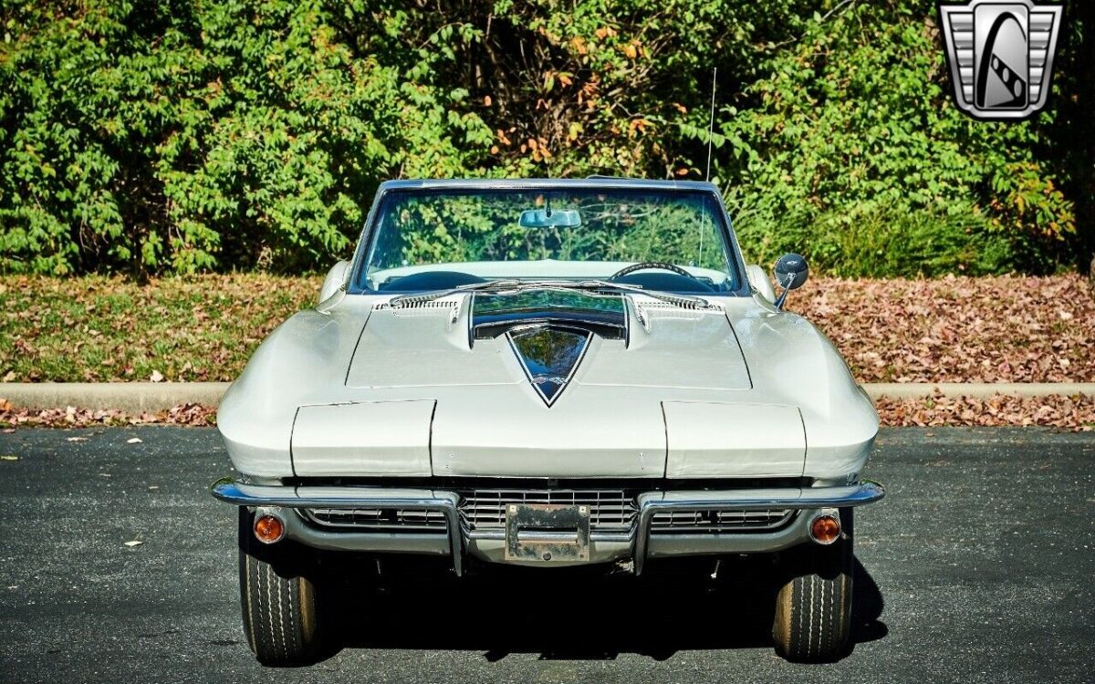 Chevrolet-Corvette-1967-9