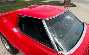 Chevrolet-Corvette-1969-10