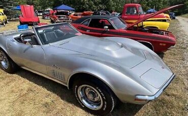 Chevrolet-Corvette-1972-21