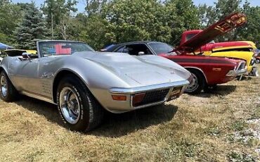 Chevrolet-Corvette-1972-23