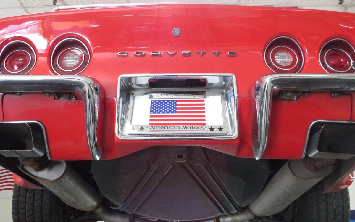 Chevrolet-Corvette-1972-29