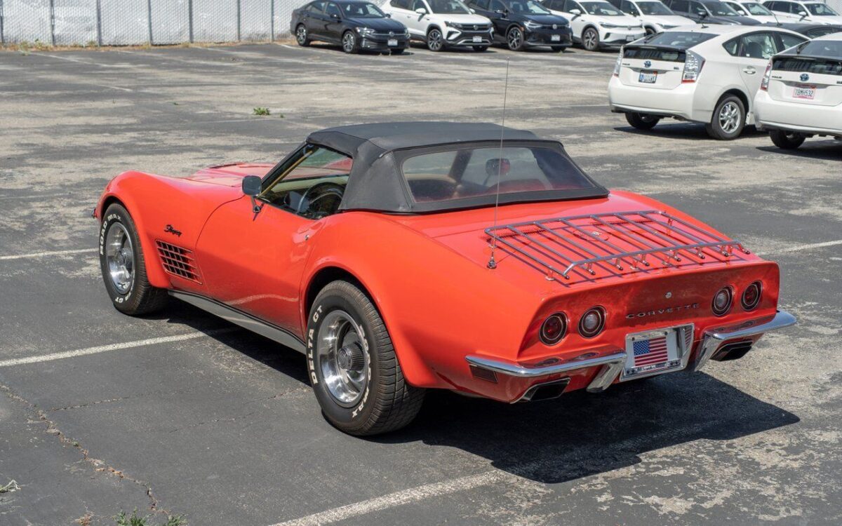 Chevrolet-Corvette-1972-39