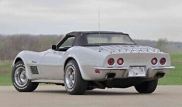 Chevrolet-Corvette-1972-4