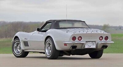 Chevrolet-Corvette-1972-4