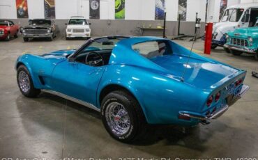 Chevrolet-Corvette-1973-2