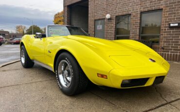 Chevrolet-Corvette-1974-7