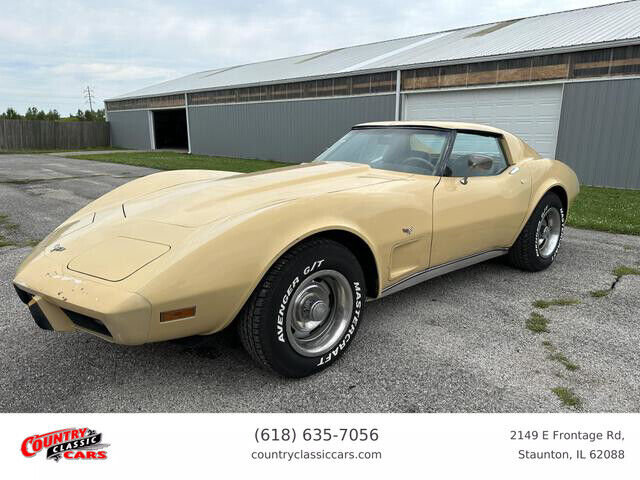 Chevrolet-Corvette-1977-4