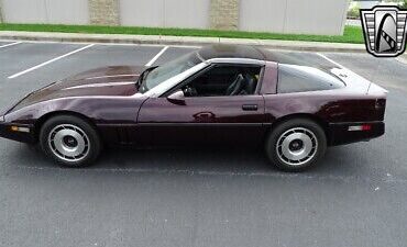 Chevrolet-Corvette-1985-3