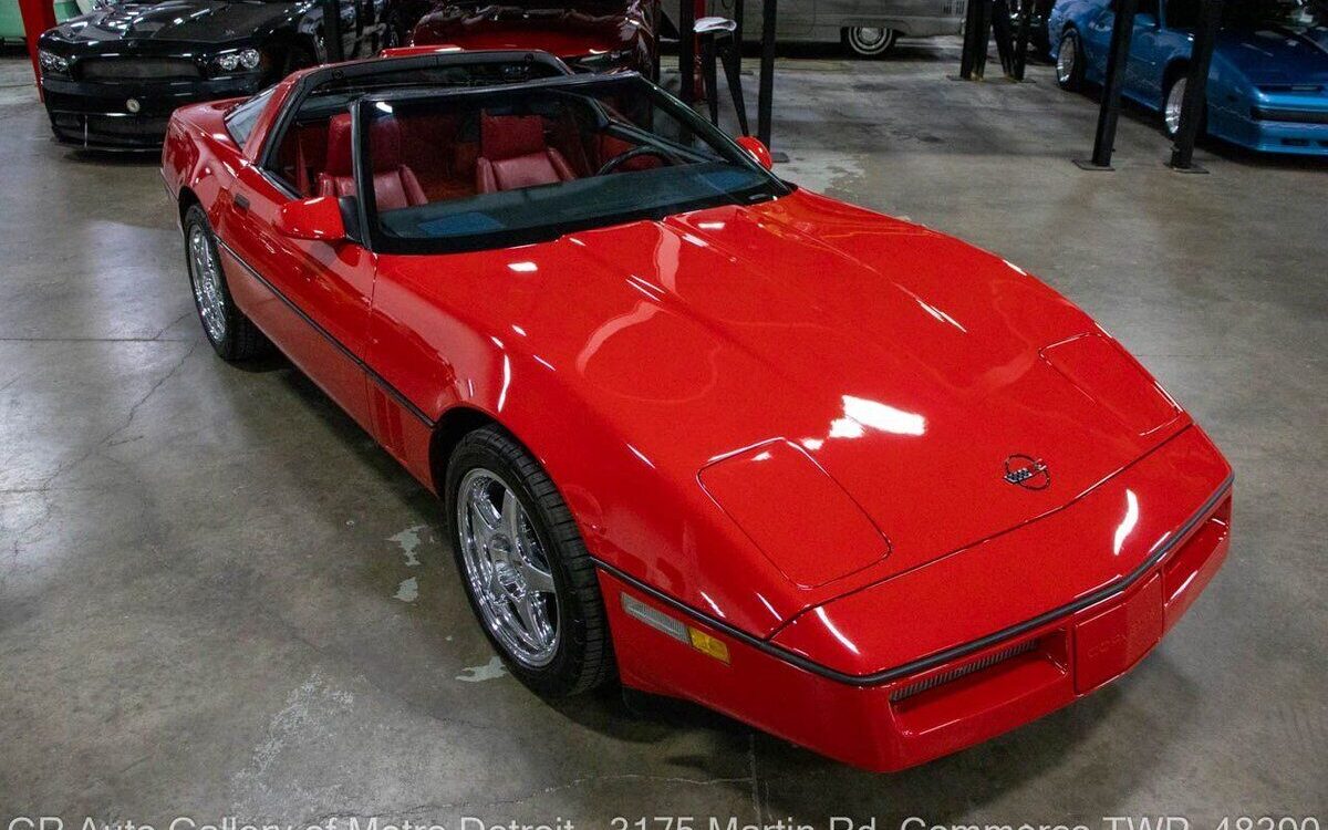 Chevrolet-Corvette-1987-7