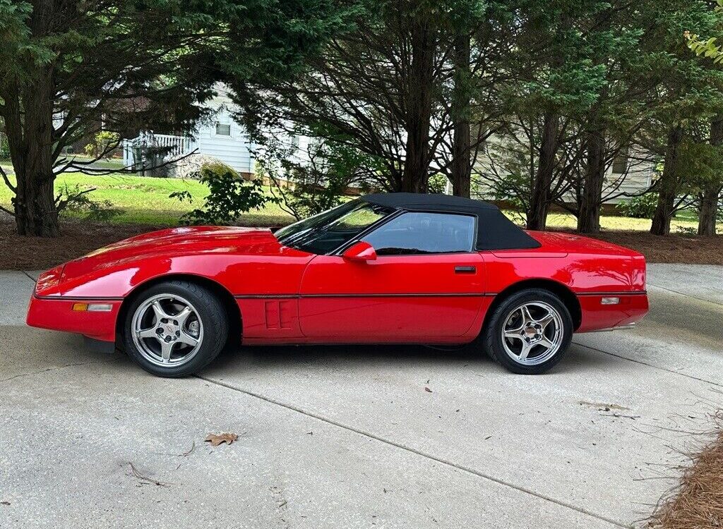 Chevrolet-Corvette-1990-4