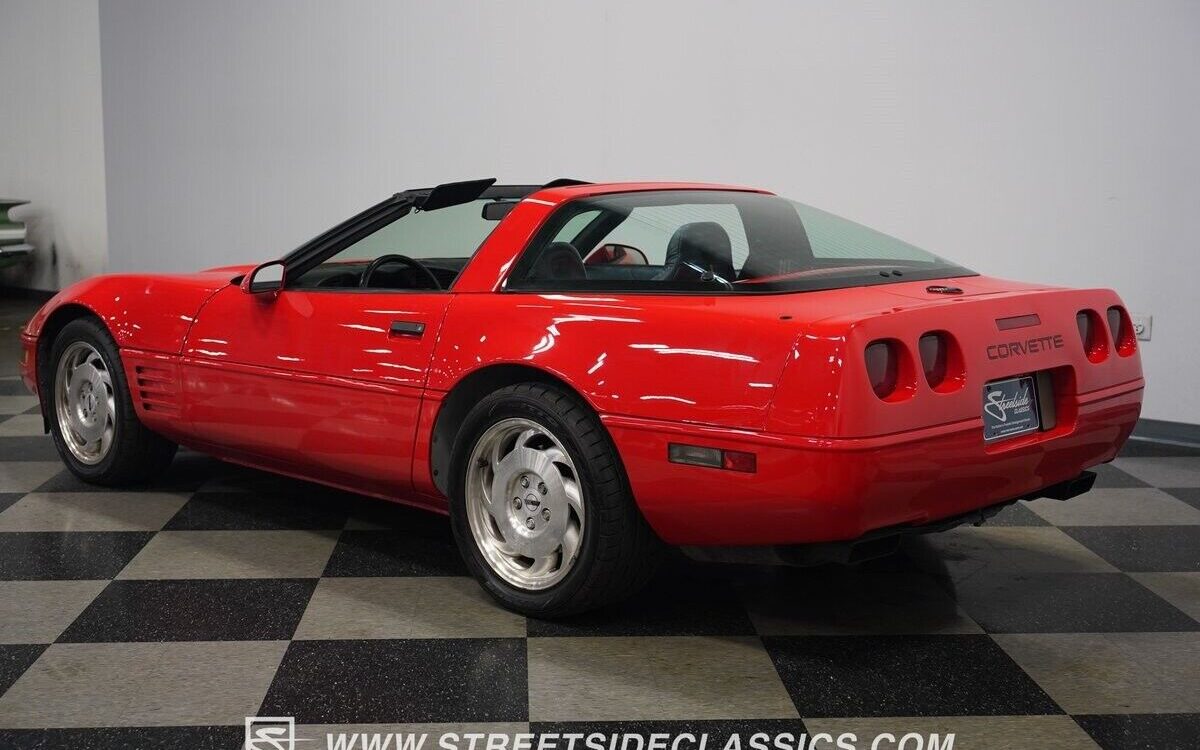 Chevrolet-Corvette-1994-11