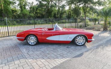 Chevrolet-Corvette-Cabriolet-1958-9