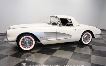 Chevrolet-Corvette-Cabriolet-1960-6