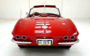Chevrolet-Corvette-Cabriolet-1961-6
