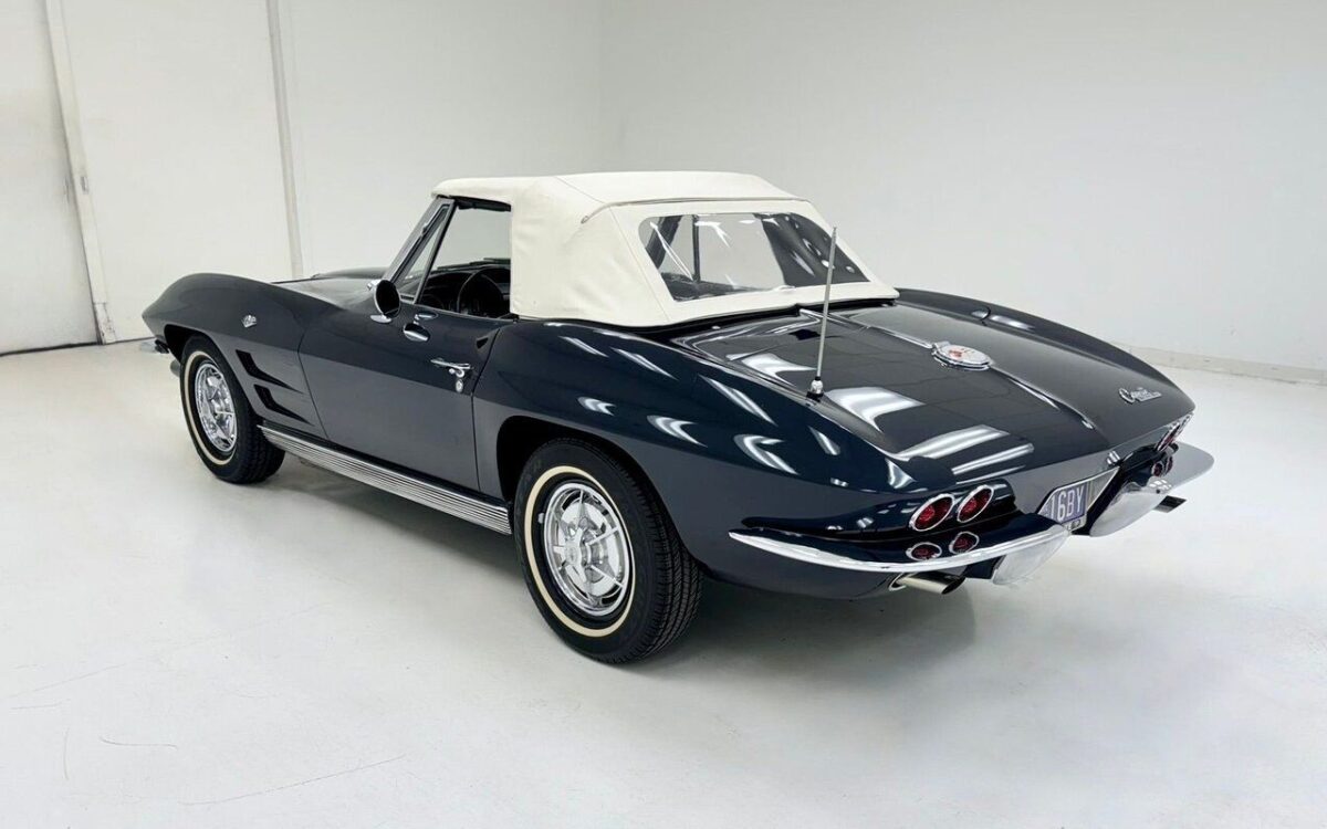 Chevrolet-Corvette-Cabriolet-1963-4