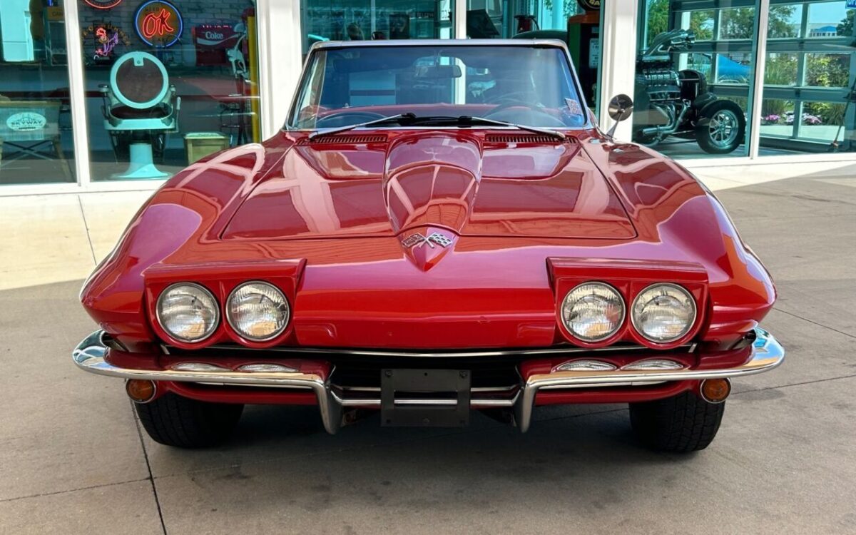 Chevrolet-Corvette-Cabriolet-1965-2