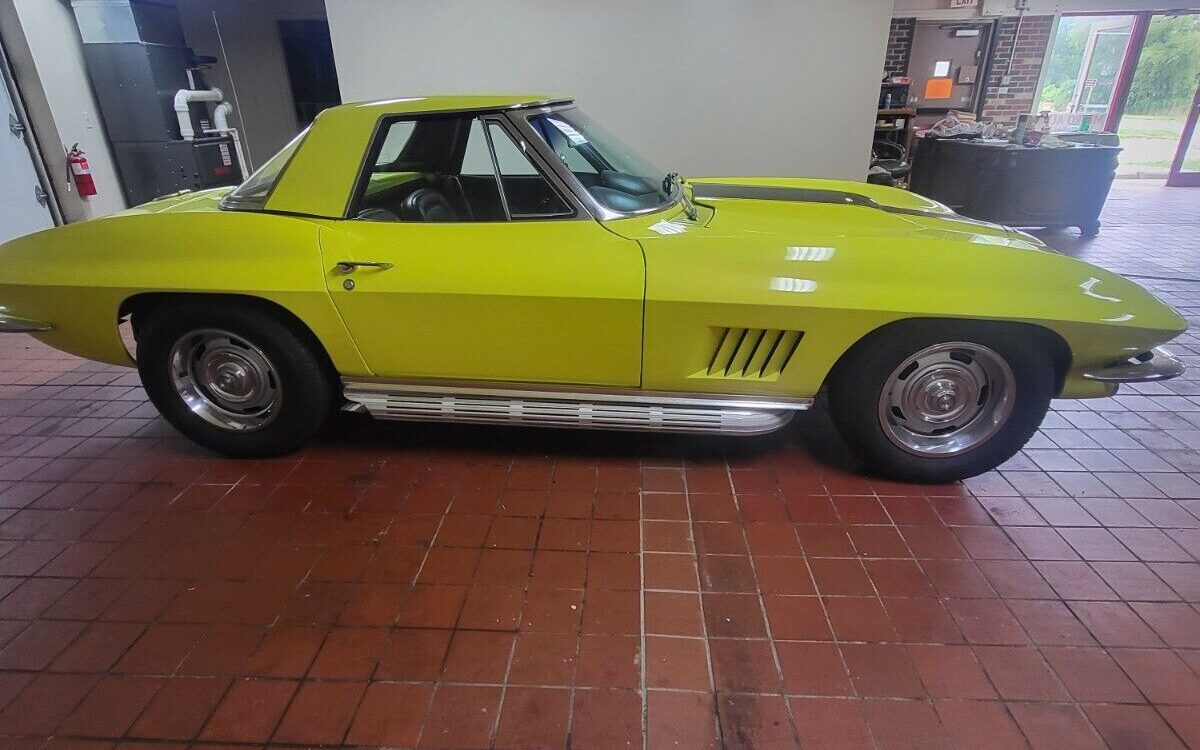 Chevrolet-Corvette-Cabriolet-1967-13