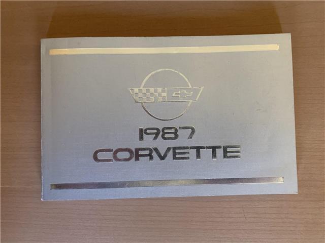 Chevrolet-Corvette-Cabriolet-1987-5
