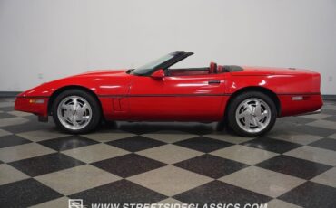 Chevrolet-Corvette-Cabriolet-1988-2