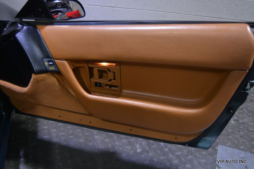 Chevrolet-Corvette-Cabriolet-1991-21