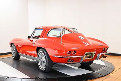 Chevrolet-Corvette-Coupe-1963-4