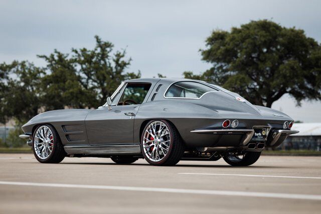 Chevrolet-Corvette-Coupe-1963-9