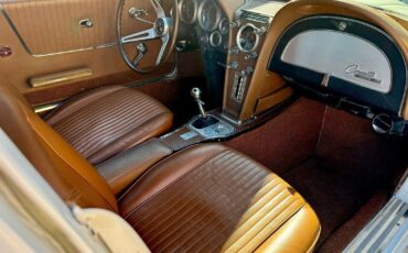Chevrolet-Corvette-Coupe-1964-4
