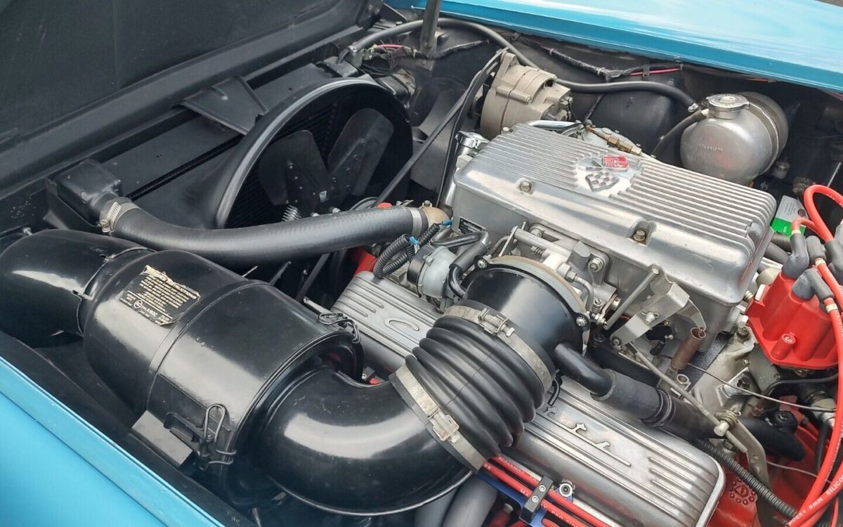 Chevrolet-Corvette-Coupe-1965-14